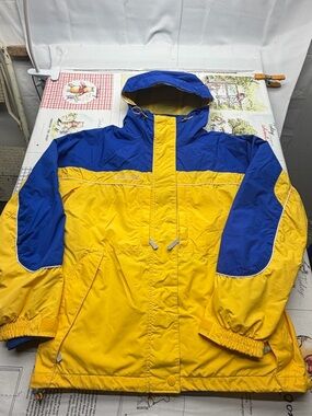 Men's Blue and Yellow Insulated Ski Jacket with Hood
